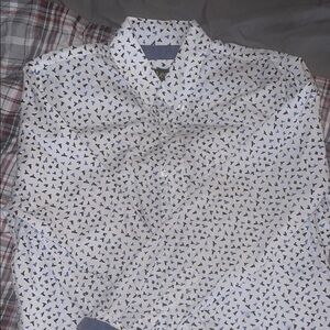 Men's White and Blue Patterned Shirt